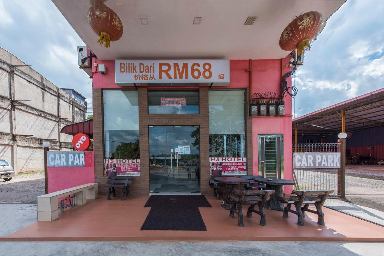 Super Oyo 90385 H3 Hotel Yong Peng Exterior photo